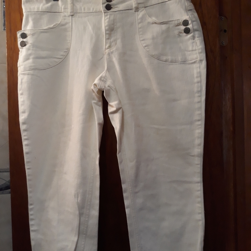 Pants - Picture 2 of 3